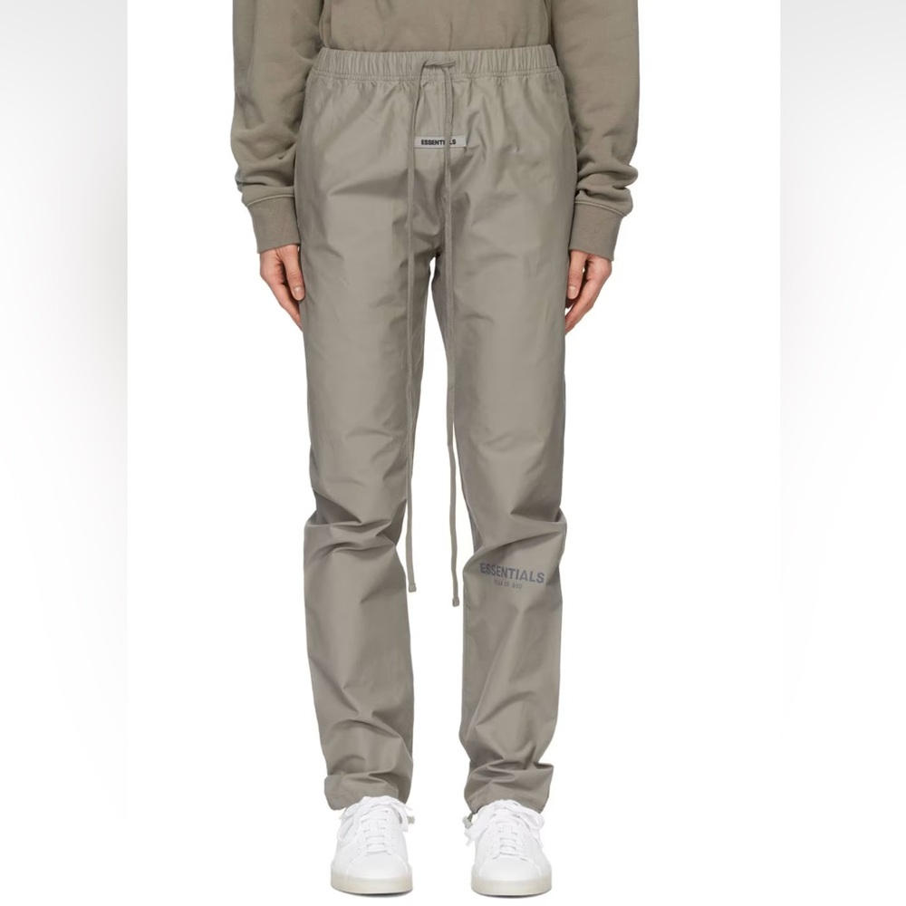 FEAR OF GOD ESSENTIALS - Taupe Logo Track Pants